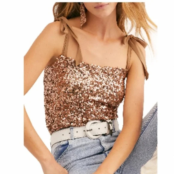 FREE PEOPLE REVOLVE “HEY GIRLIE” SEQUIN TOP IN ROSE. SHOULDER TIES SM MSRP$78, - Picture 1 of 9